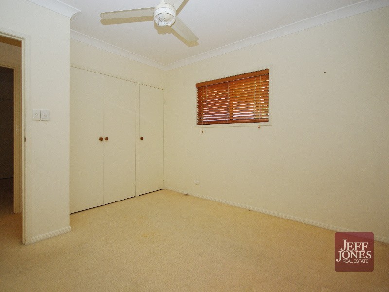 48 Briarwood Street, Carindale QLD 4152