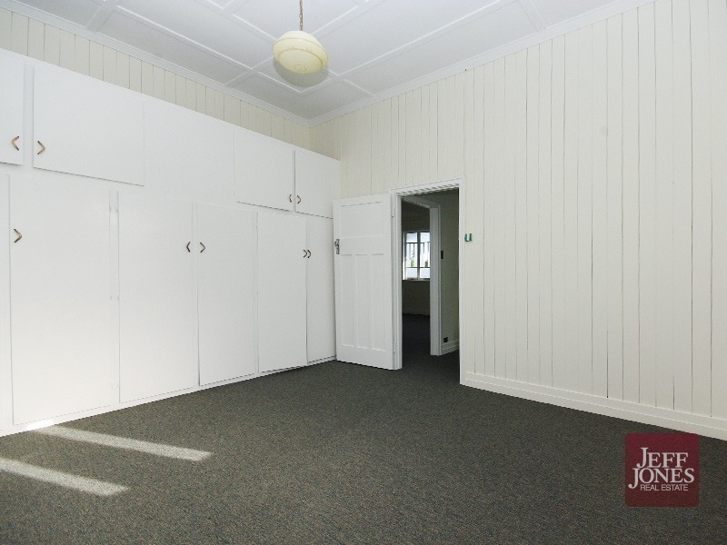 103 Sackville Street, Greenslopes QLD 4120