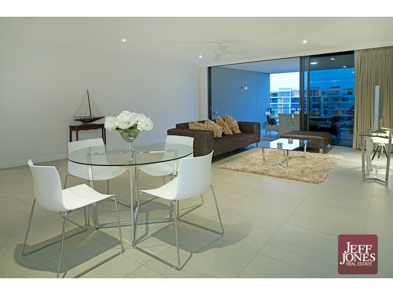 4502/323 Bayview Street, Hollywell QLD 4216