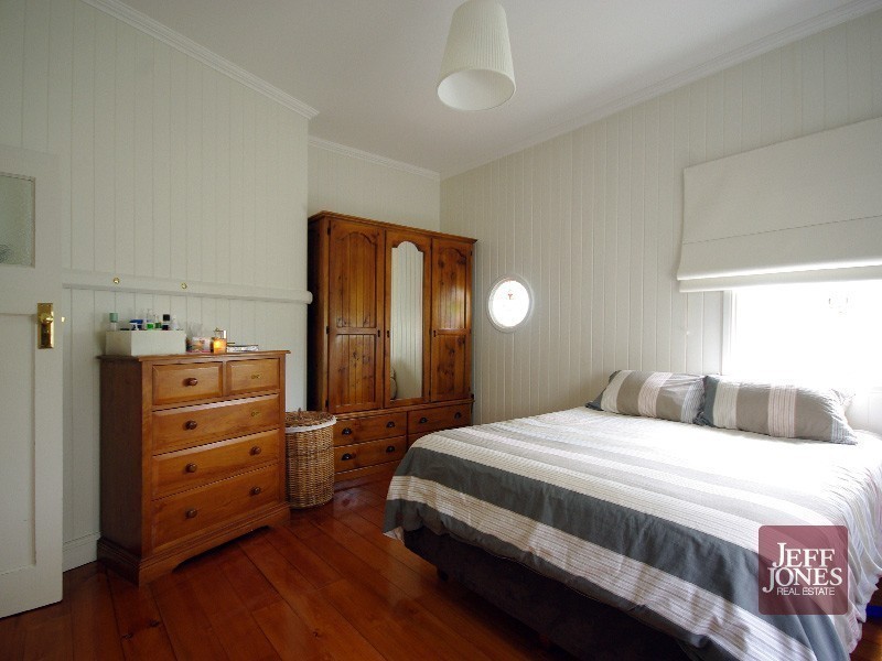 23 Jubilee Street, Greenslopes QLD 4120