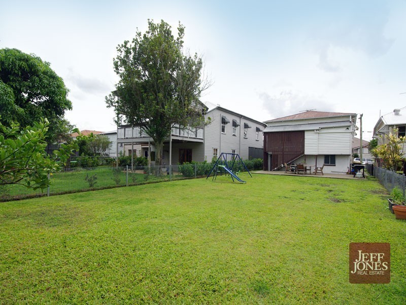 23 Jubilee Street, Greenslopes QLD 4120