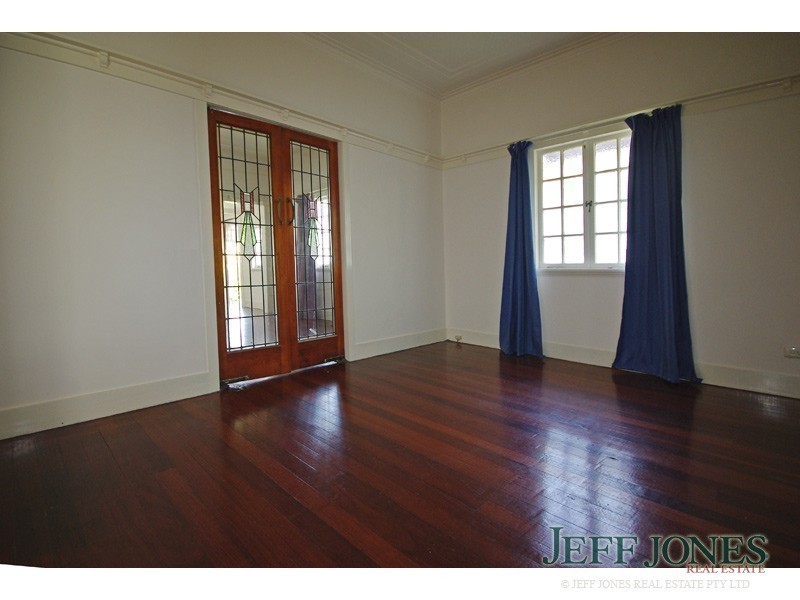 63 Mackay Street, Coorparoo QLD 4151