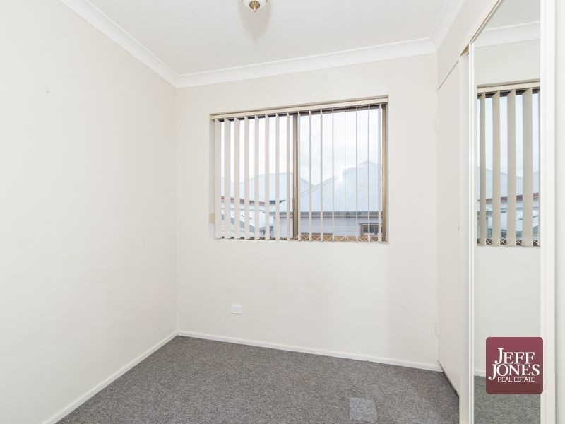 4/26 Gordon Street, Greenslopes QLD 4120