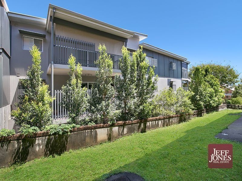 1/38 Chatsworth Road, Greenslopes QLD 4120
