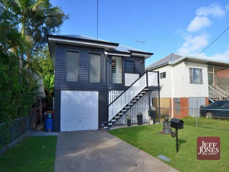 93 Maynard Street, Woolloongabba QLD 4102