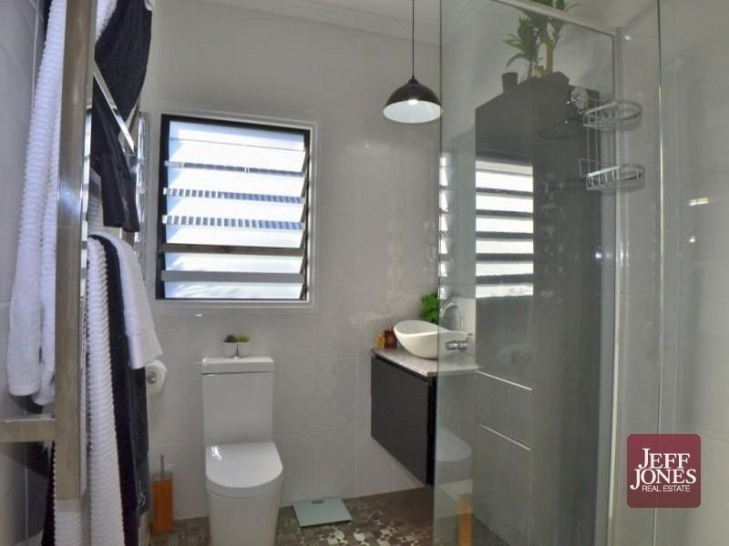 93 Maynard Street, Woolloongabba QLD 4102