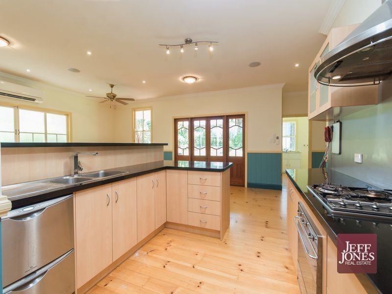 14 Bilsand Street, Tarragindi QLD 4121