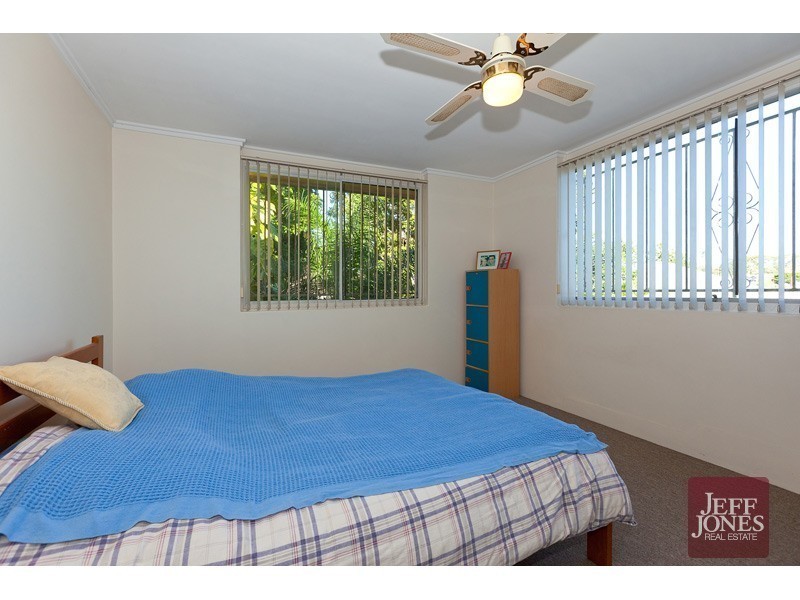 3/327a Cornwall Street, Greenslopes QLD 4120