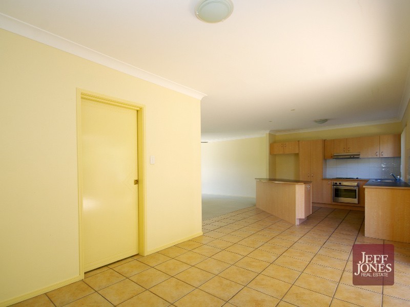 33 Newdegate Street, Greenslopes QLD 4120