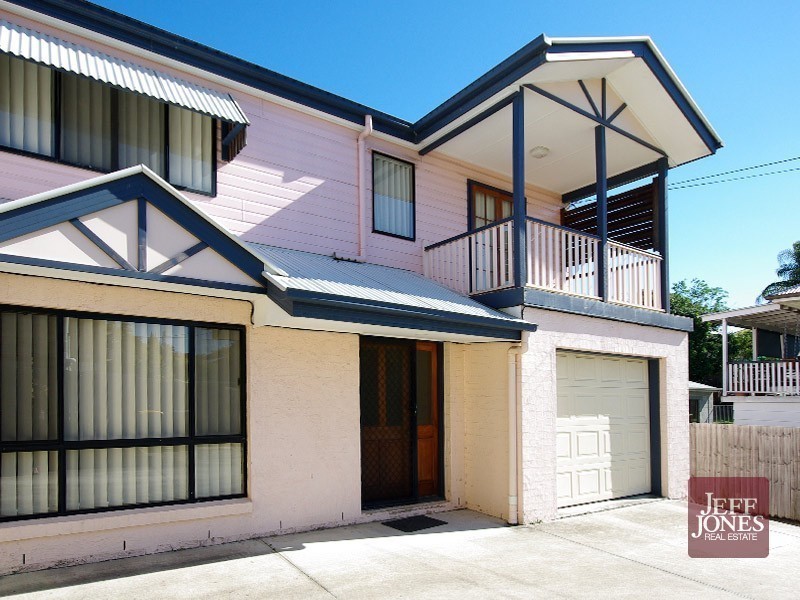 33 Newdegate Street, Greenslopes QLD 4120