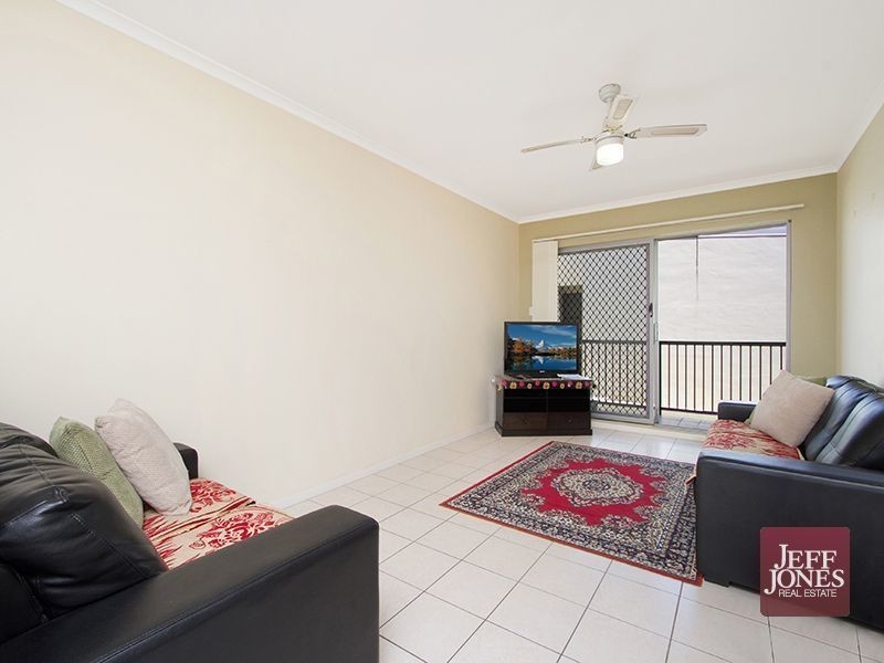 6/22 Kennington Road, Camp Hill QLD 4152