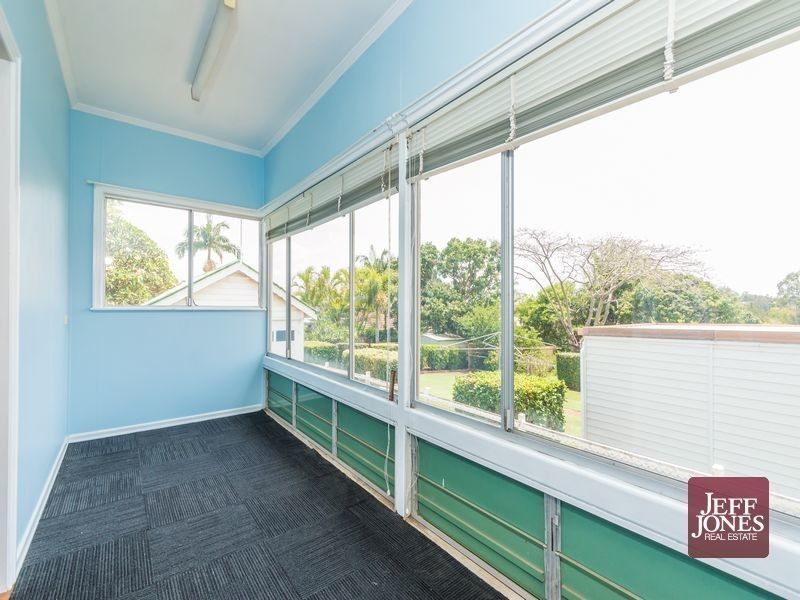 39 Pozieres Road, Tarragindi QLD 4121