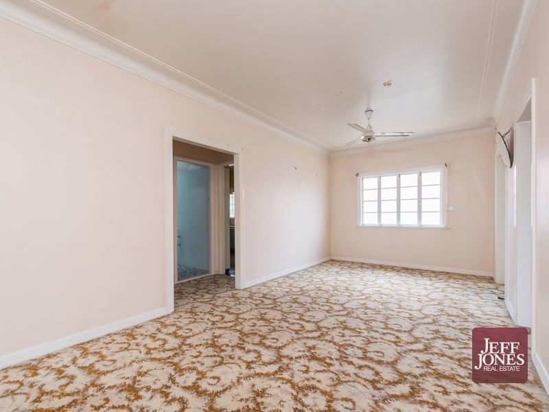 39 Pozieres Road, Tarragindi QLD 4121