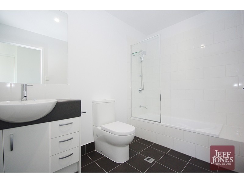 1/164 Norman Avenue, Norman Park QLD 4170