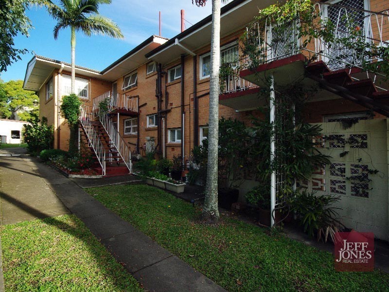 4/37 Dansie Street, Greenslopes QLD 4120