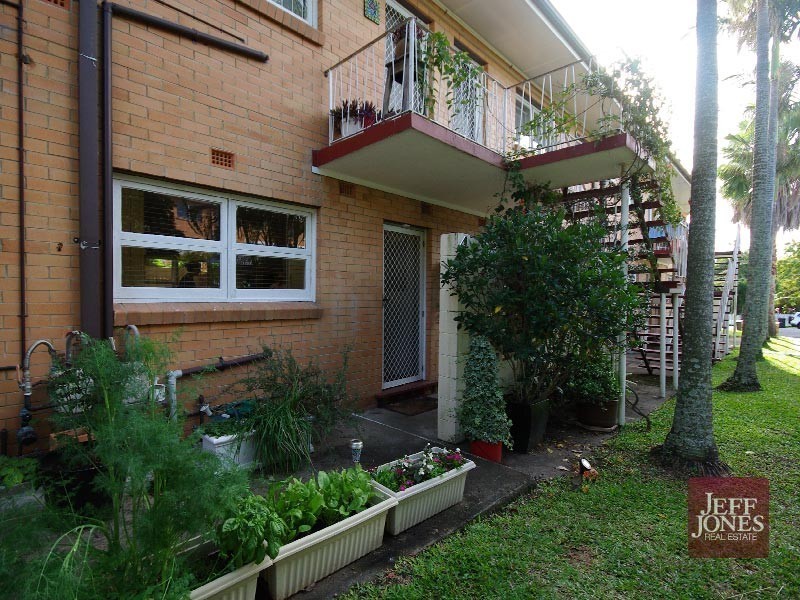 4/37 Dansie Street, Greenslopes QLD 4120