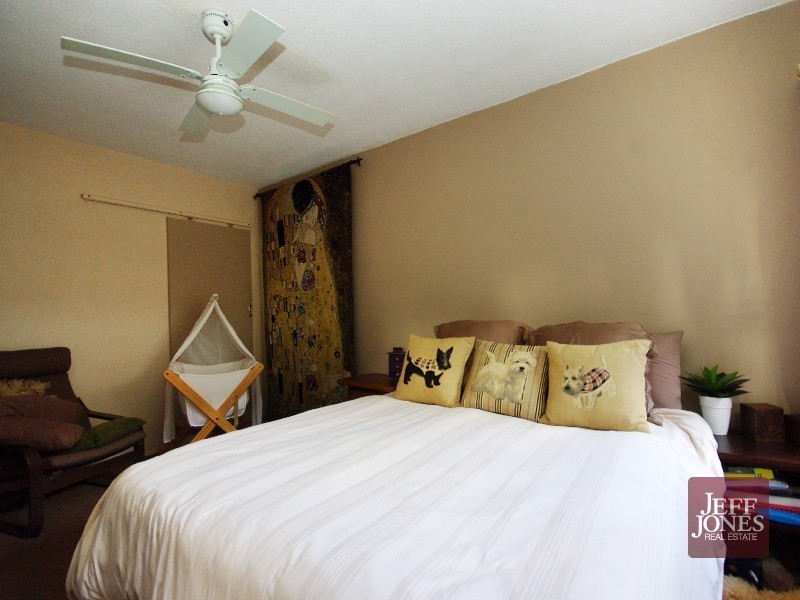 4/37 Dansie Street, Greenslopes QLD 4120