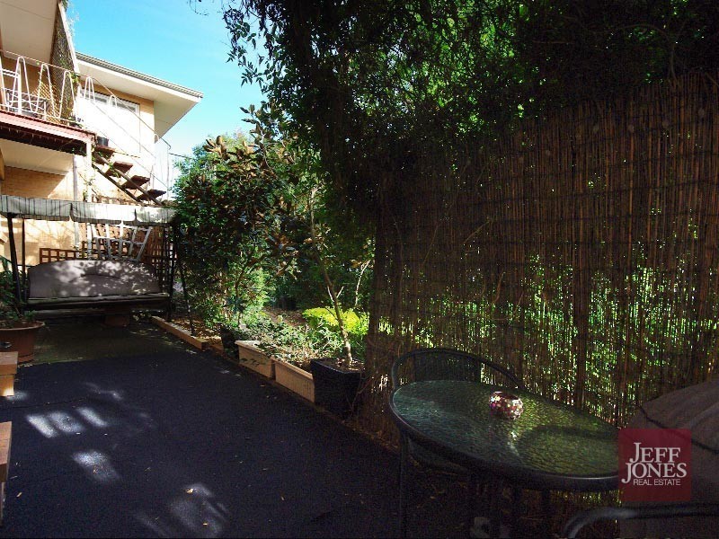 4/37 Dansie Street, Greenslopes QLD 4120