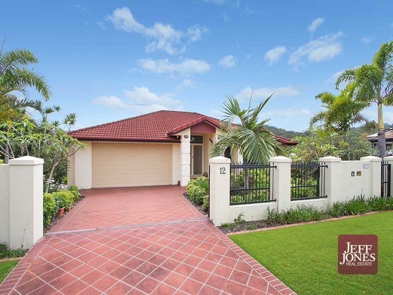 12 Arncliffe Close, Carindale QLD 4152