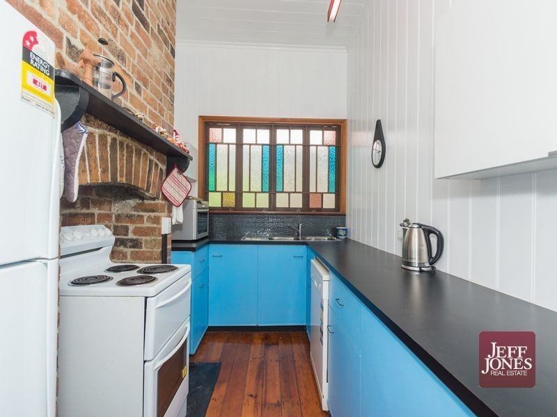 6 Louisa Street, Highgate Hill QLD 4101