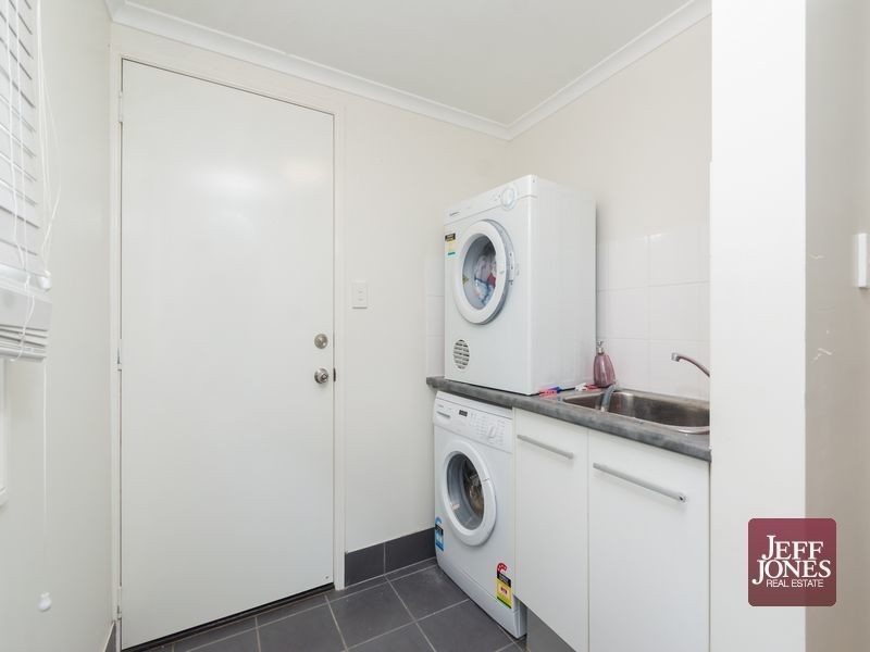 41 Longfellow Street, Norman Park QLD 4170