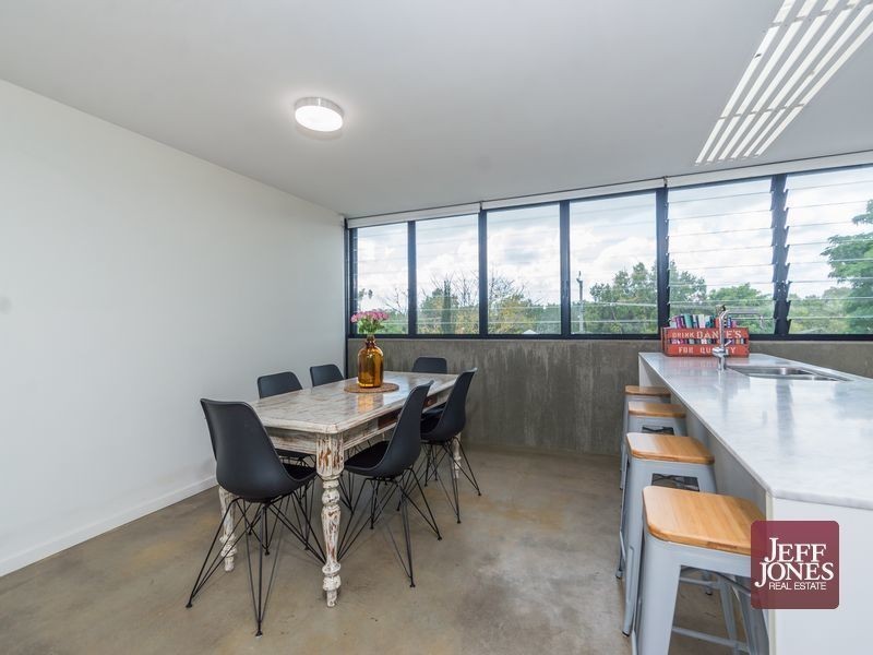 2/27 Prince Street, Annerley QLD 4103