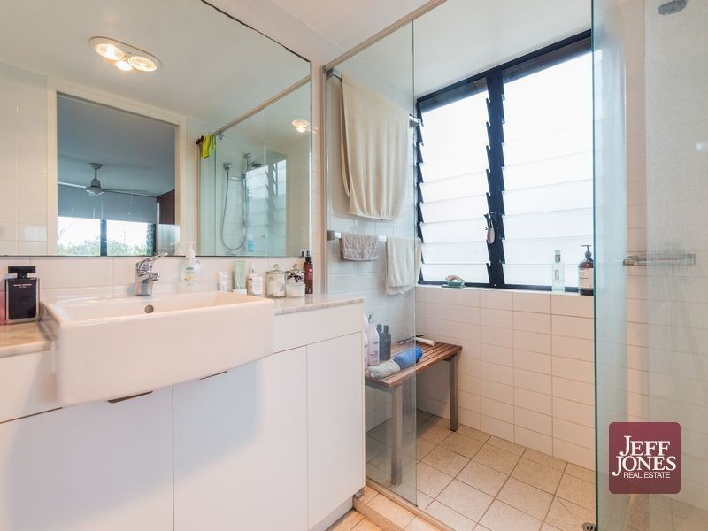 2/27 Prince Street, Annerley QLD 4103