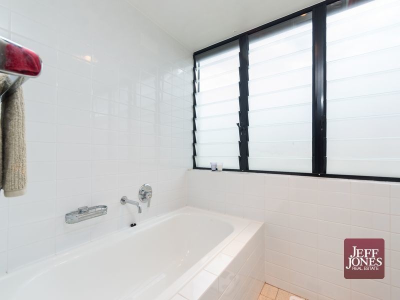 2/27 Prince Street, Annerley QLD 4103