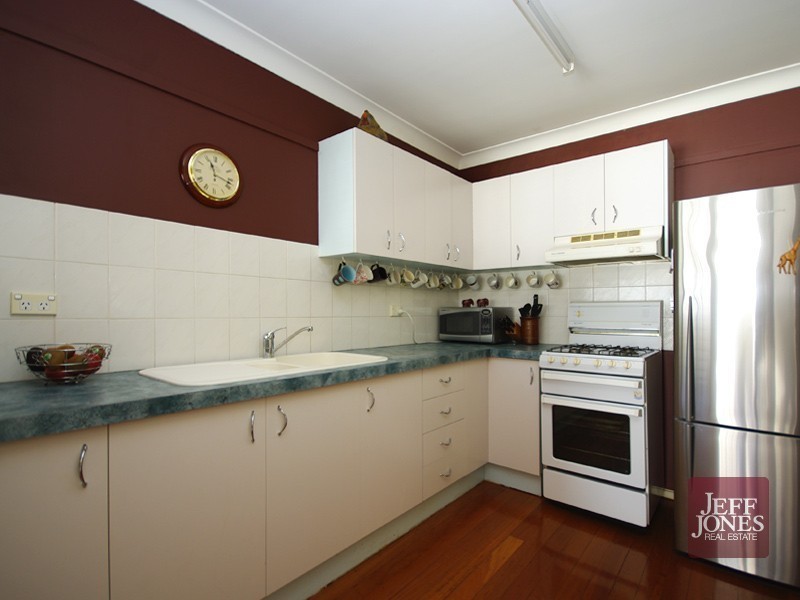 4/62 Peach Street, Greenslopes QLD 4120