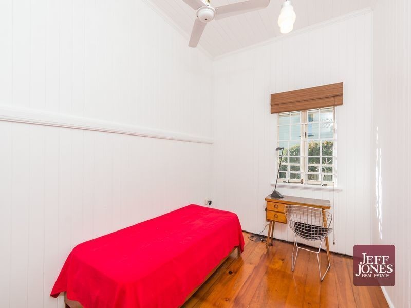 16 Somervell Street, Annerley QLD 4103