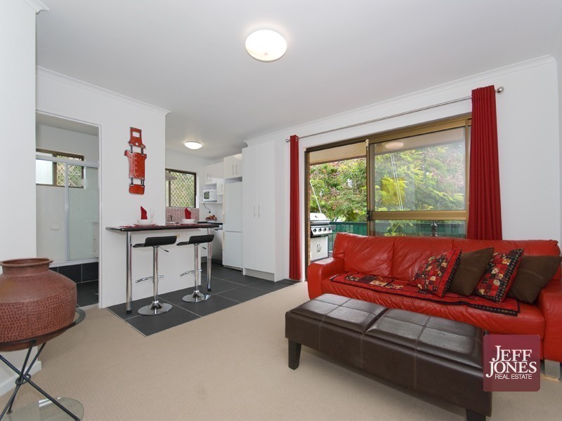6/84 Victoria Terrace, Greenslopes QLD 4120