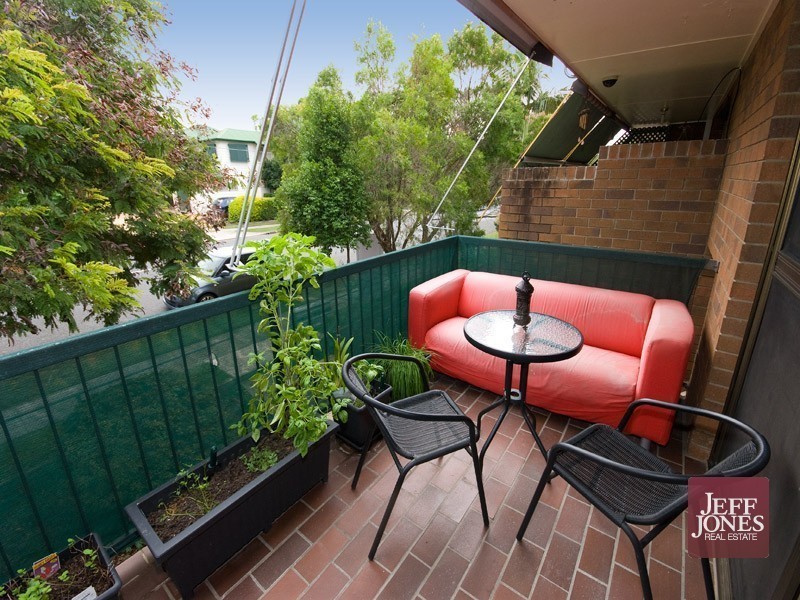 6/84 Victoria Terrace, Greenslopes QLD 4120