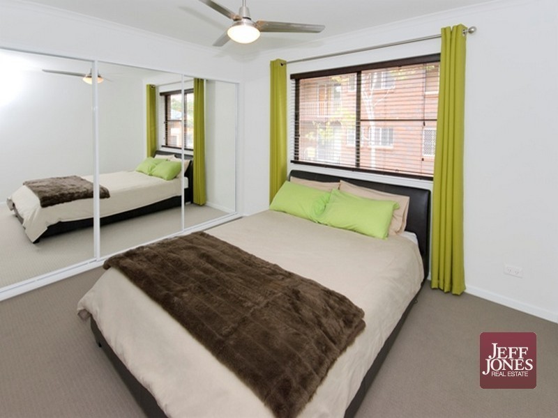 6/84 Victoria Terrace, Greenslopes QLD 4120