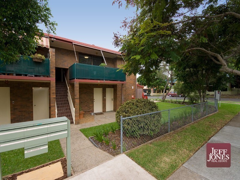 6/84 Victoria Terrace, Greenslopes QLD 4120