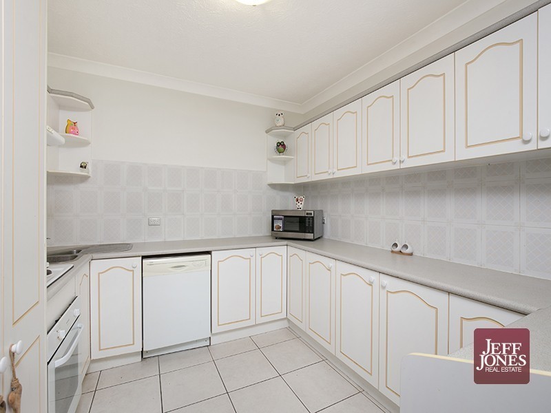 6/27 Nelson Street, Coorparoo QLD 4151