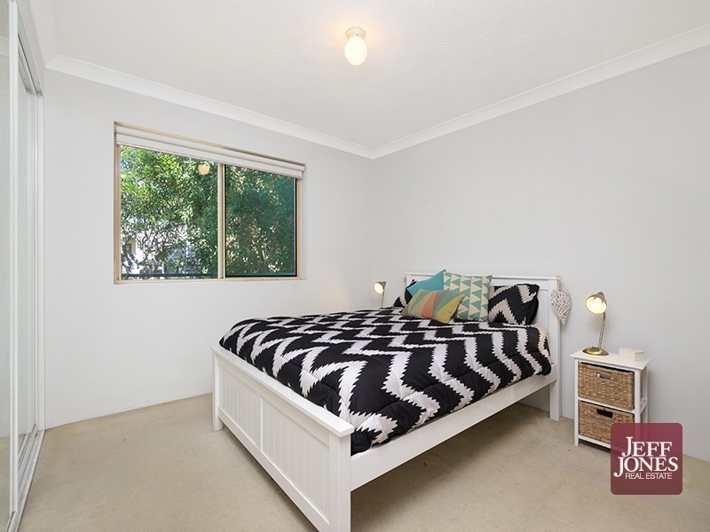 6/27 Nelson Street, Coorparoo QLD 4151