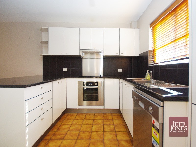 1/158 Old Cleveland Road, Coorparoo QLD 4151