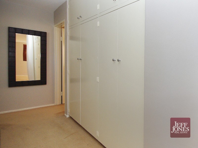 1/158 Old Cleveland Road, Coorparoo QLD 4151