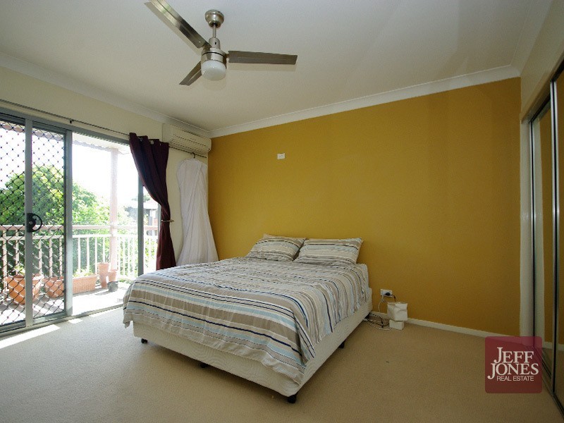 2/25 Yeronga Street, Yeronga QLD 4104