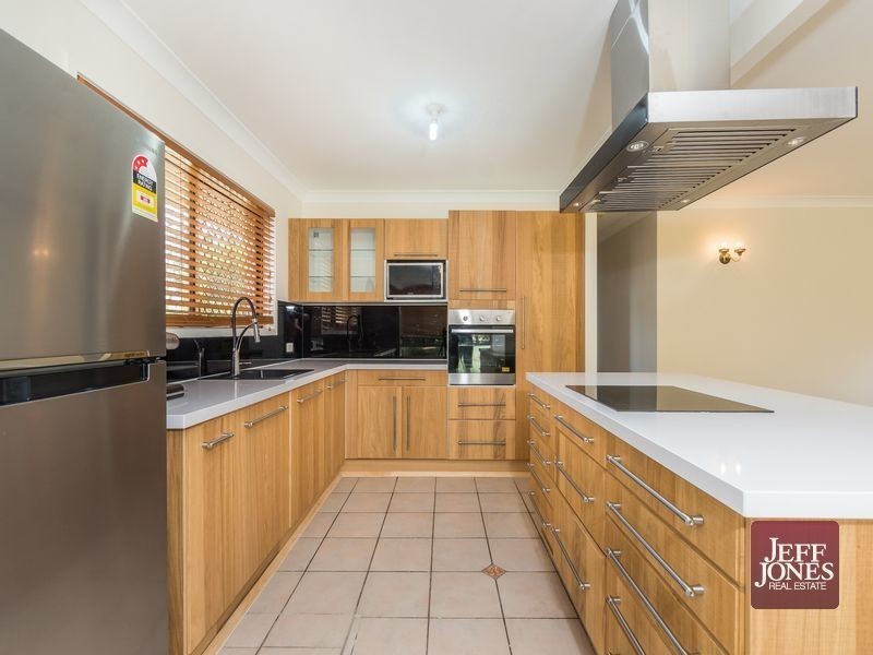 36 Coleman Crescent, Springwood QLD 4127