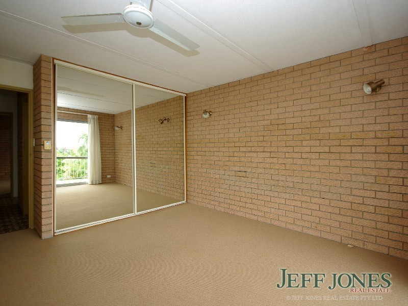 4/32 Galway Street, Greenslopes QLD 4120
