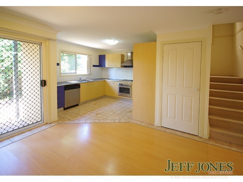 7/18 Baron Street, Greenslopes QLD 4120