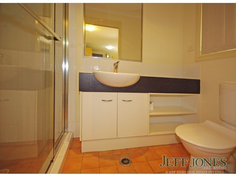 7/18 Baron Street, Greenslopes QLD 4120