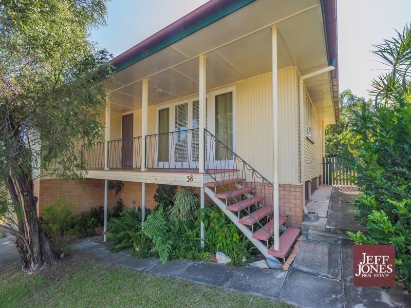 38 Merle Street, Carina QLD 4152