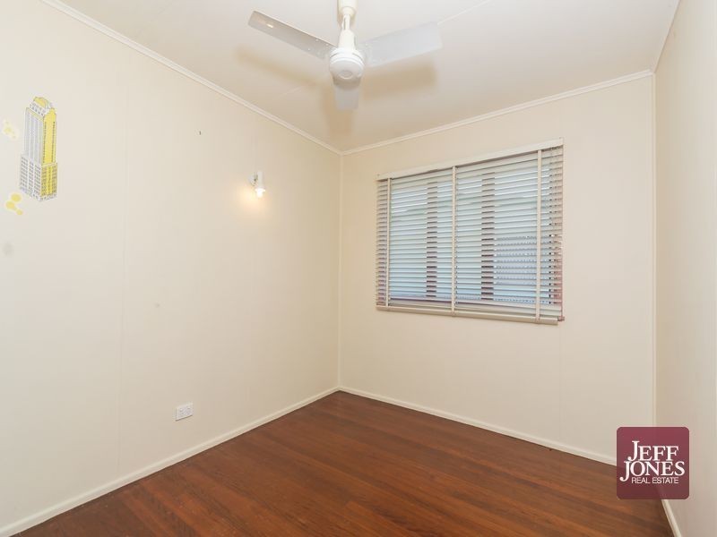 38 Merle Street, Carina QLD 4152