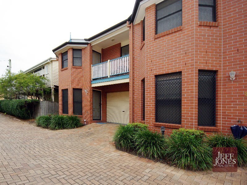 1/46 Gladys Street, Greenslopes QLD 4120