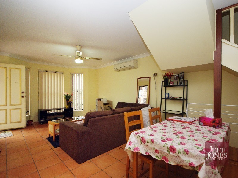 1/46 Gladys Street, Greenslopes QLD 4120