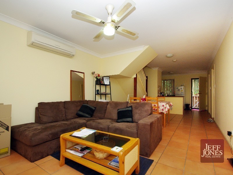 1/46 Gladys Street, Greenslopes QLD 4120