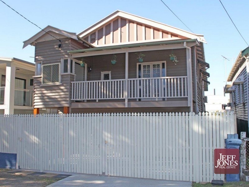 3 Burke Street, Coorparoo QLD 4151