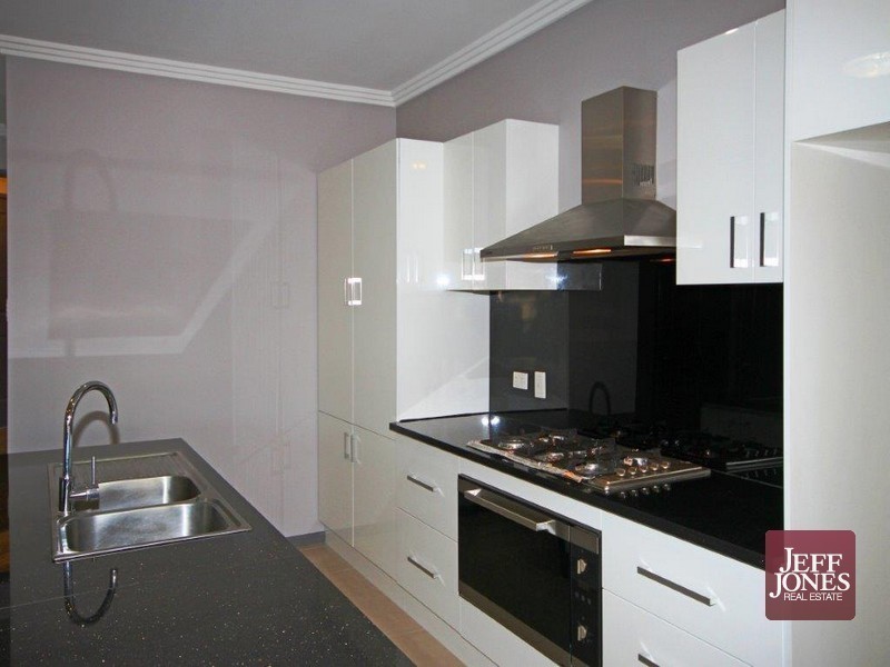 3 Burke Street, Coorparoo QLD 4151